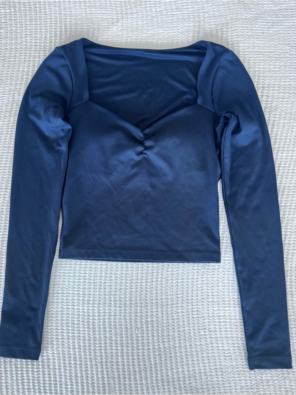 Gilly Hicks Navy Long-Sleeve Ruched Square-Neck Crop Top